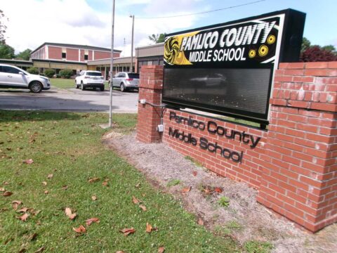 FOR SALE: Middle School in Stonewall